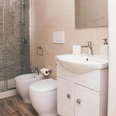 Ap - Flats&rooms アパートホテル 3*